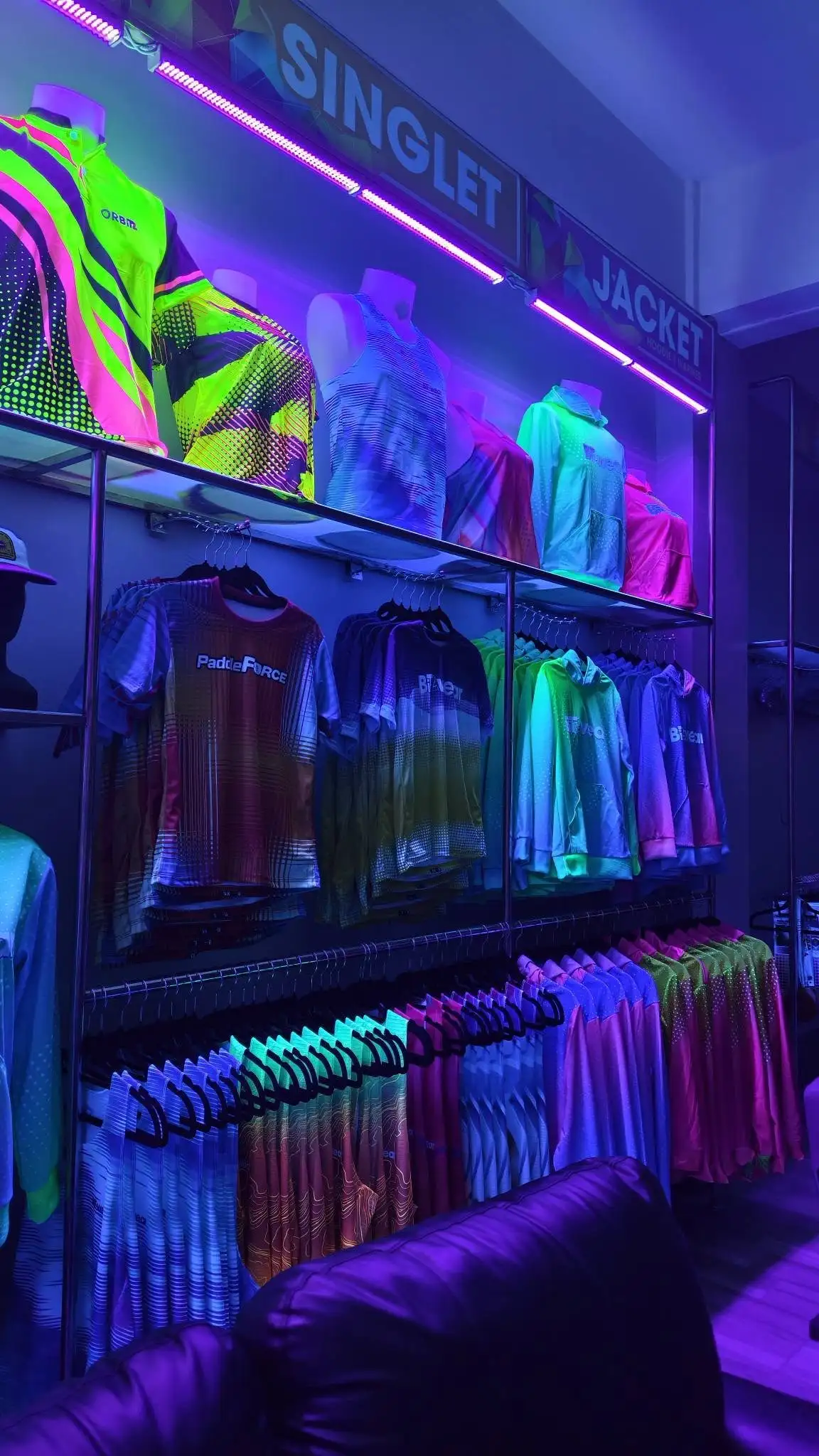 Orbitz Neon 3